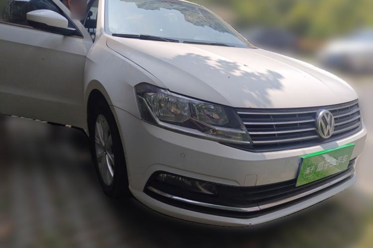 Used Volkswagen Lavida 2017 1.6L Automatic Comfort Edition
