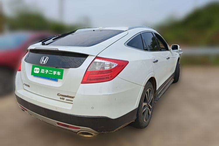 Used Honda Crosstour 2014 3.0L AWD Prestige Edition Rear Right 45 Deg