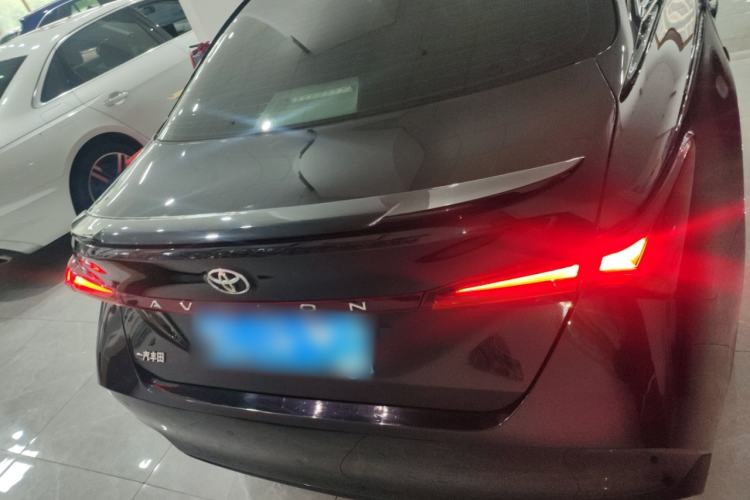 Used Toyota Avalon 2019 2.5L Ambition Version China VI Standard
