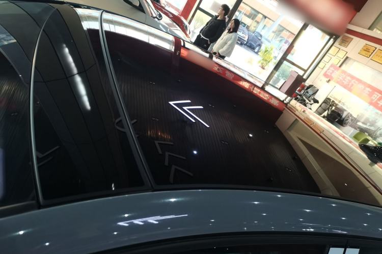 Used Volkswagen Golf 2025 Facelift 300TSI R-Line
