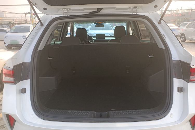 Used Wuling Alvez 2022 1.5L Manual Free-Style Model
