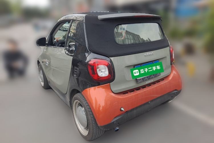 Used smart fortwo 2016 1.0L 52 kW Convertible Passion Edition
