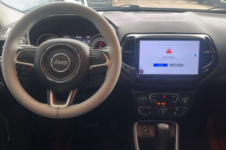 Used Jeep Compass 2017 200T Automatic Family Edition