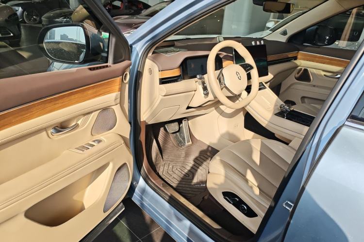 Used Hima AITO M7 2024 1.5T Intelligent Driving 4WD Max Edition 5 Seats
