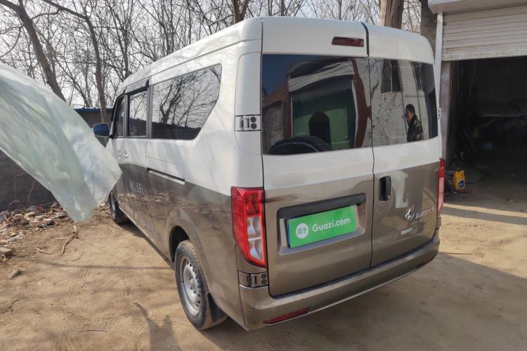 Used CHANGAN KUAYUE Xing V5 
