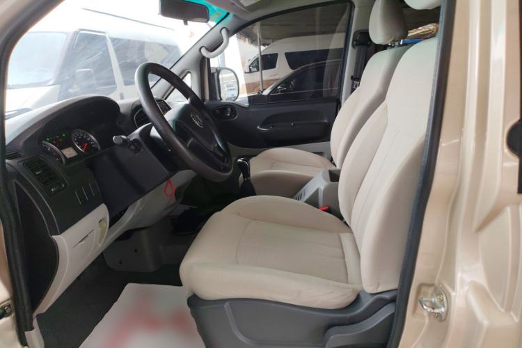 Used FORTHING Lingzhi 2018 M3L 1.6L 7-Seater Comfort Model Left Front Seat