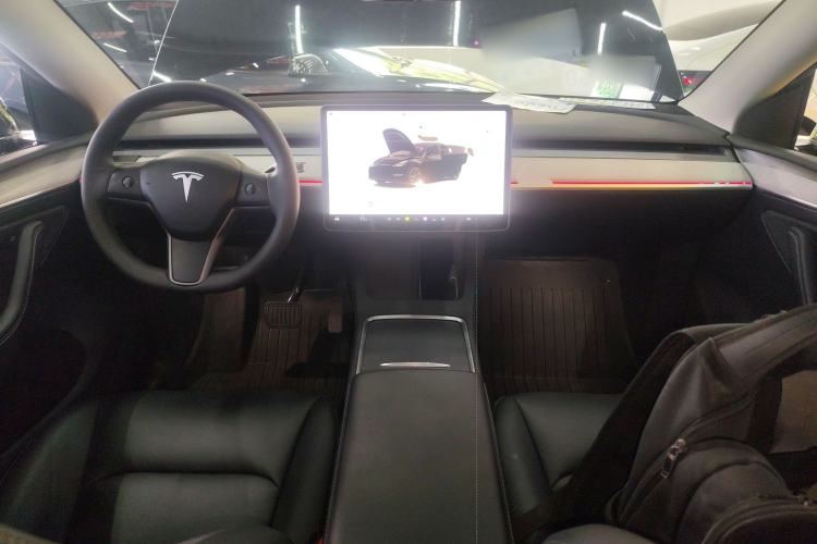 Used Tesla Model Y 2024 Rear-Wheel-Drive Version Center Console