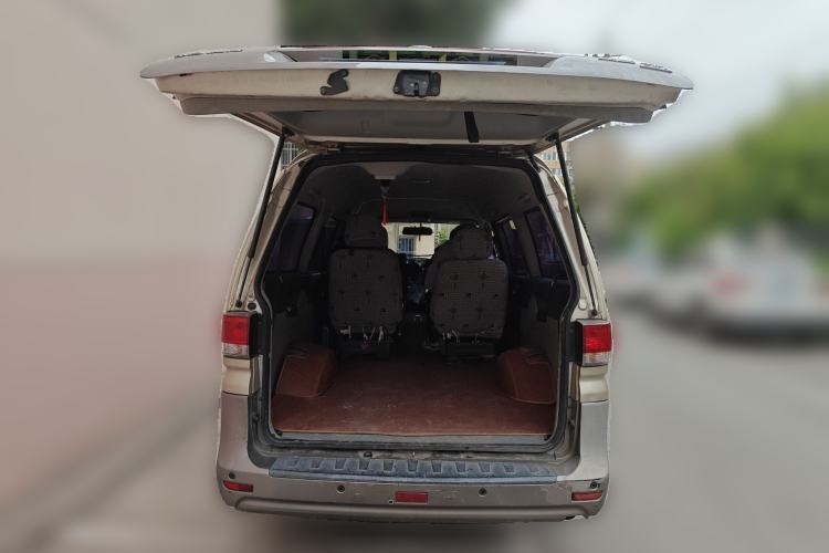 Used FORTHING Lingzhi 2016 M5 2.0L 7-seat Long-wheelbase Standard Model