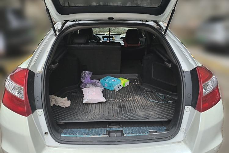 Used Honda Crosstour 2012 2.4L Luxury Edition
