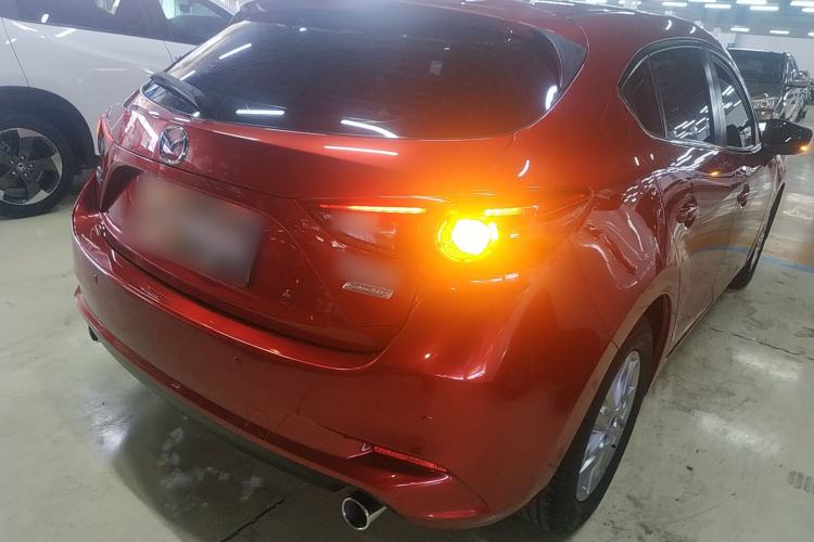 Used Mazda 3 Axela 2017 Hatchback 1.5L Automatic Luxury Model Emission Standard China V Rear Right 45 Deg
