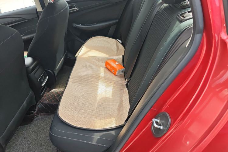 Used Roewe i5 2019 1.5L Automatic 4G Connected Langyue Edition