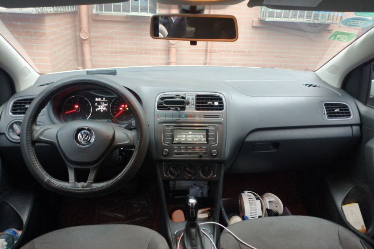 Used Volkswagen Polo 2014 1.6L Automatic Comfort Edition
