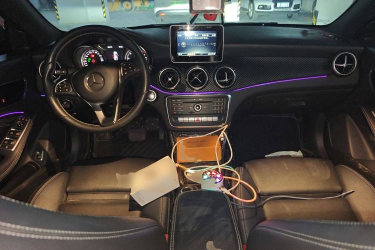 Used Mercedes-Benz CLA 2016 Refreshed CLA 200 Sport Edition Center Console