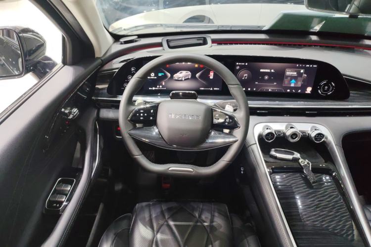 Used EXEED Stellar 2023 400T Two-Wheel Drive Comfort Flyfish Edition