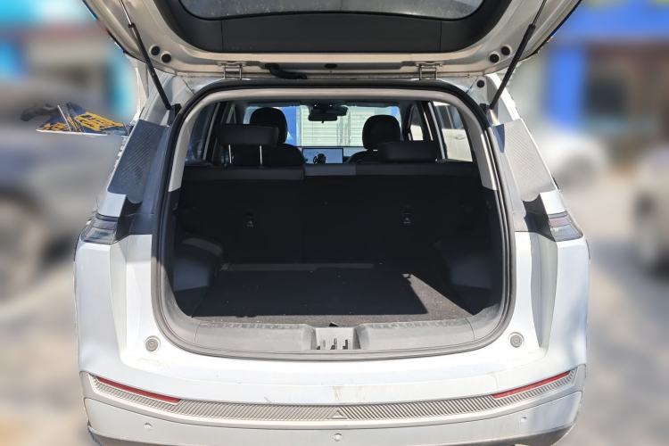 Used AION Y 2023 Younger Star Edition
