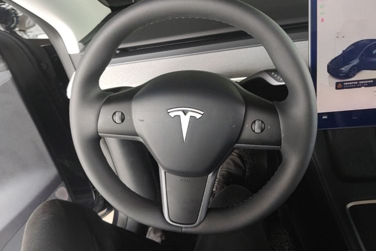 Used Tesla Model Y 2024 Rear-Wheel-Drive Version Steering Wheel