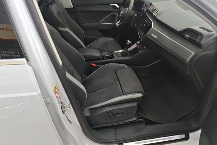 Used Audi Q3 2019 35 TFSI Advanced Dynamic Edition