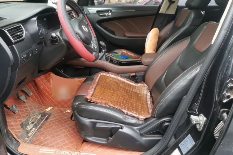 Used Dongfeng Fengon 580 2016 1.5T Manual Luxury Edition Left Front Seat