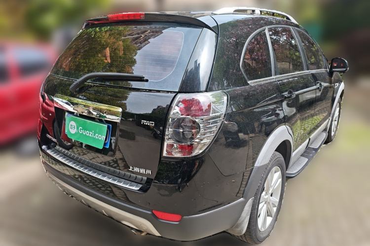 Used Chevrolet Captiva 2014 2.4L 4x4 Flagship Edition 7 Seats Rear Right 45 Deg