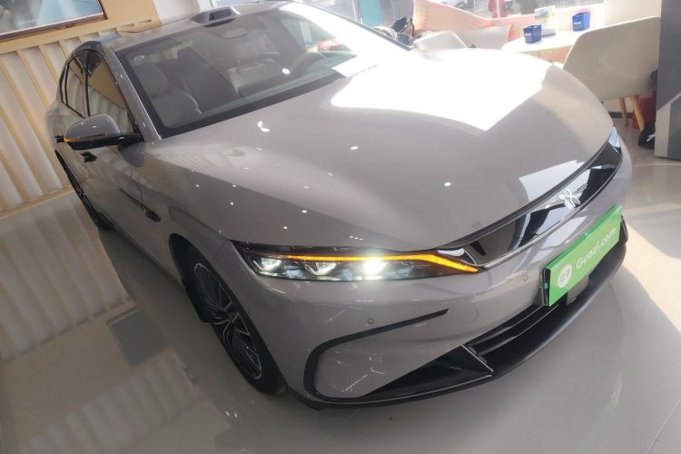 Used BYD Han 2025 DM-i Intelligent Driving Edition 125KM LiDAR Flagship Model
