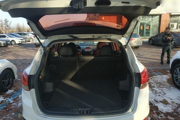 Used Hyundai ix35 2015 2.0L Manual Two-Wheel Drive Comfort Version China IV Standard