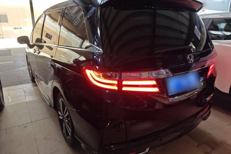 Used Honda Odyssey 2019 2.0L Rui·Zhi Zhen Edition Exterior 2