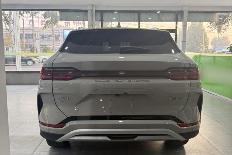 Used BYD Song PLUS New Energy 2024 Honor Edition EV 520km Luxury Model
