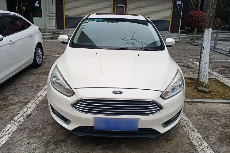 Used Ford Focus 2017 Sedan 1.6L Automatic Fashion Edition Smart Drive Version
