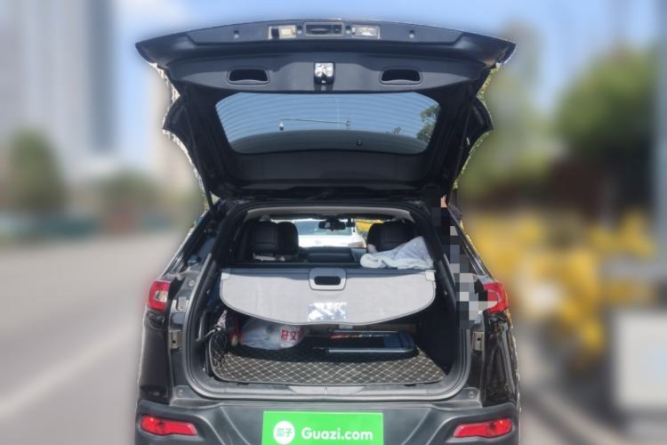 Used Jeep Cherokee 2016 2.4L Leading Edition