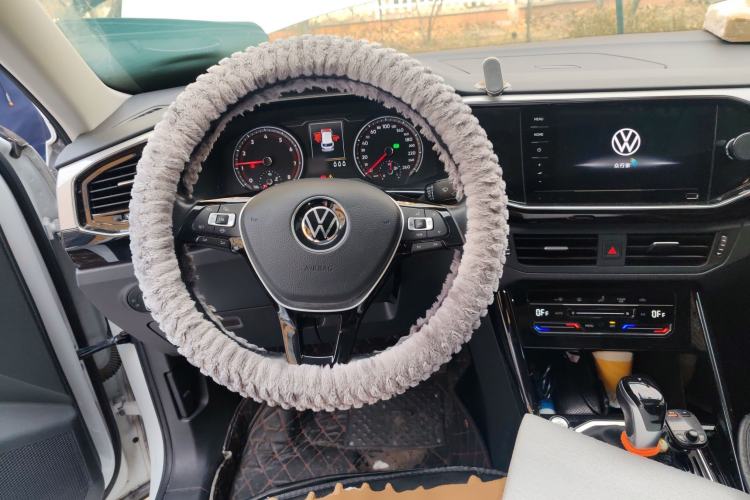 Used Volkswagen Tayron 2022 280TSI Two-Wheel Drive Luxury Smart Connectivity Version Steering Wheel