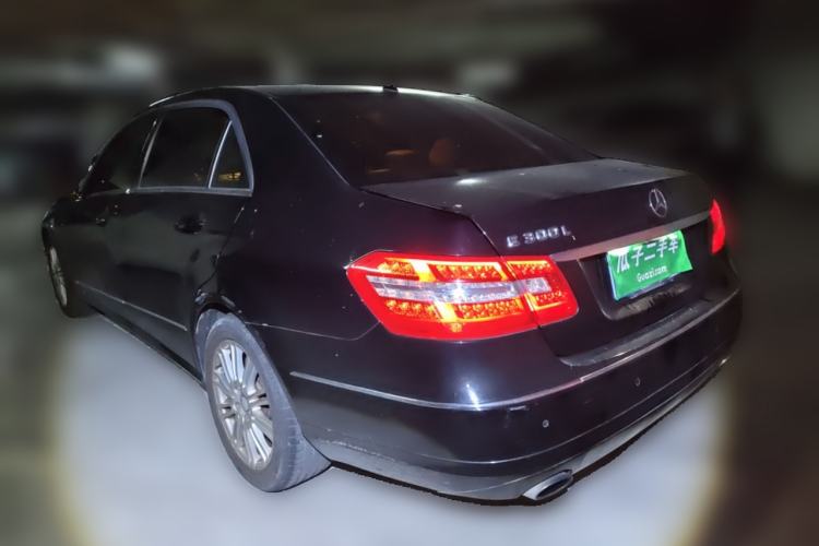 Used Mercedes-Benz E-Class 2013 E 260 L CGI Elegant Model