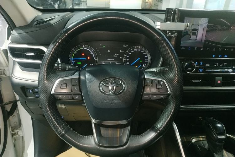 Used Toyota Highlander 2022 Dual-Engine 2.5L Four-Wheel Drive Prestige Version 7 Seats
