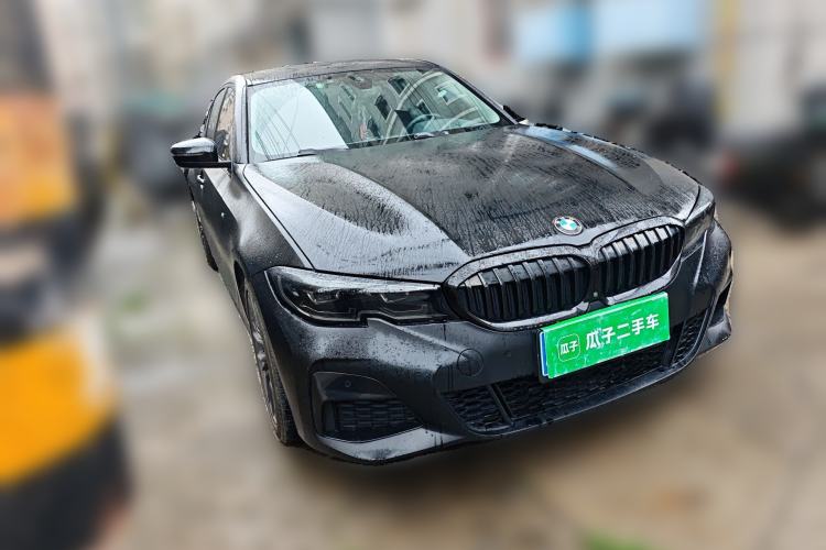 Used BMW 3 Series 2020 325i M Sport Night Edition package Front Right 45 Deg