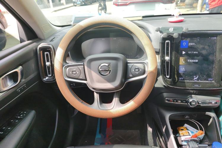 Used Volvo XC40 2021 T3 Zhiyuan Luxury Edition Steering Wheel