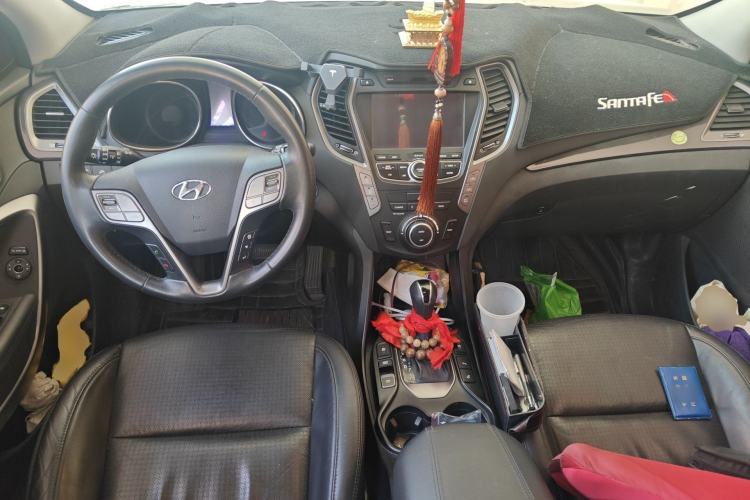 Used Hyundai Santa Fe 2013 2.0T Automatic All-Wheel Drive Top Trim