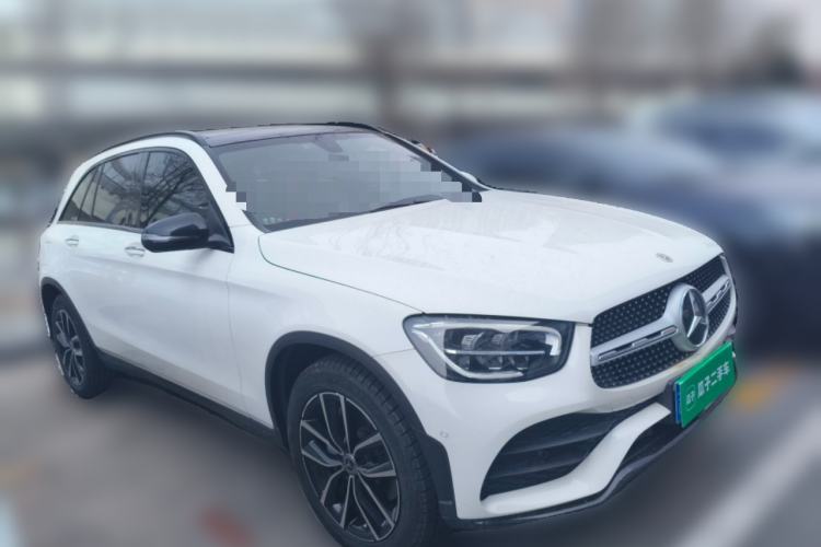 Used Mercedes-Benz GLC 2021 GLC 260 L 4MATIC Luxury Model Front Right 45 Deg