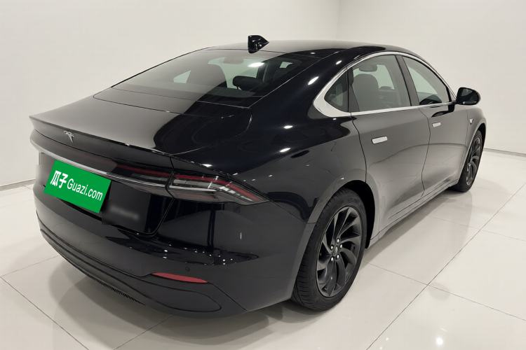 Used Lincoln Z 2025 2.0T Prestige Hybrid Edition Rear Right 45 Deg