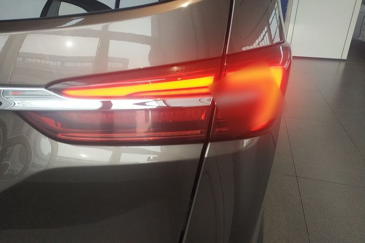 Used Buick GL8 2022 Land Business Class 652T Luxury Model