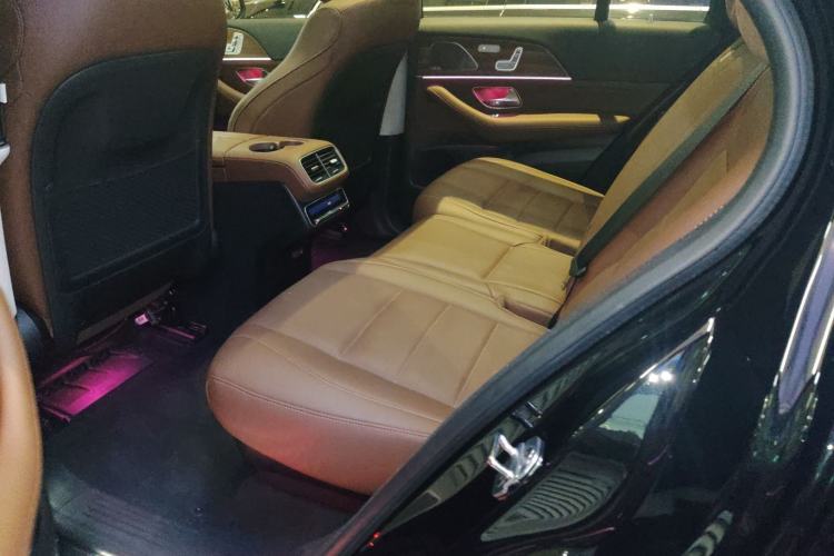 Used Mercedes-Benz GLE 2025 GLE 450 4MATIC Fashion Edition Left Rear Seat