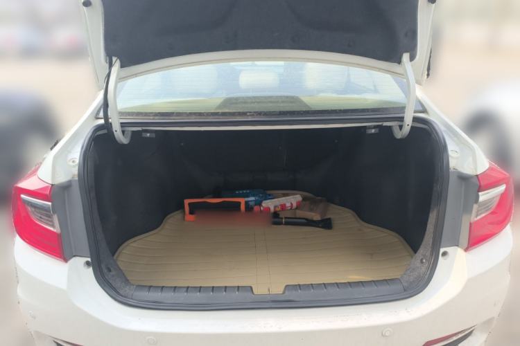 Used Honda Crider 2013 1.8L automatic luxury edition
