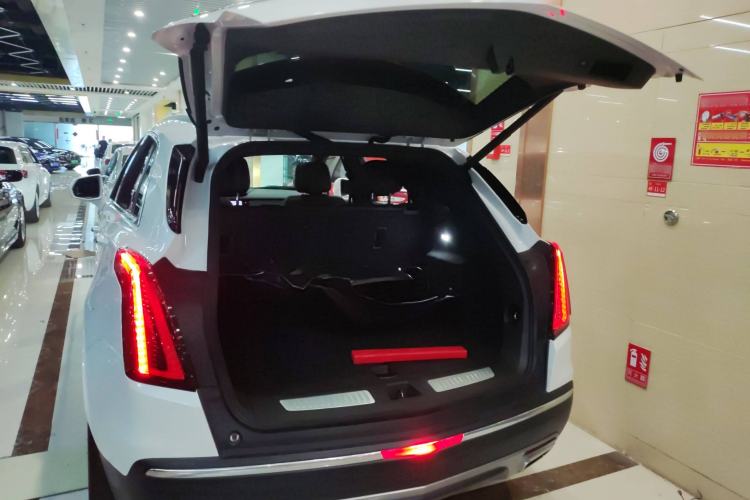 Used Cadillac XT5 2021 2.0T Two-Wheel Drive Luxury Version