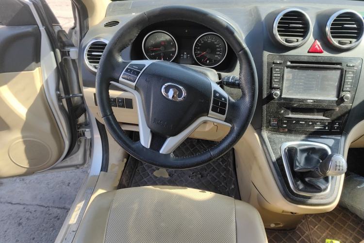 Used Haval H6 2011 2.0L Manual Two-Wheel Drive Elite Version