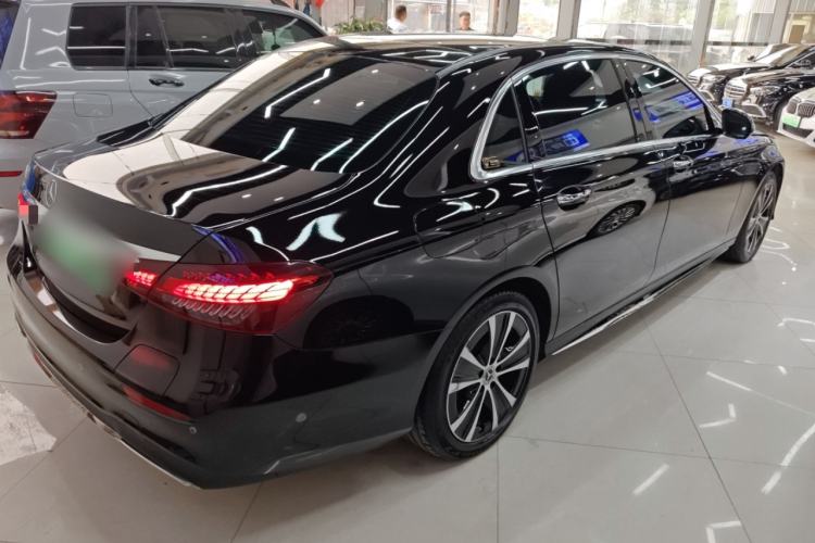 Used Mercedes-Benz E-Class New Energy 2023 E 350 e L Plug-in Hybrid Sports Sedan
