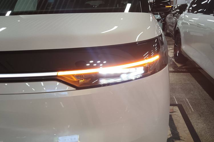 Used Zeekr MIX 2025 Long-Range Intelligent Driving Edition Left Front Headlight