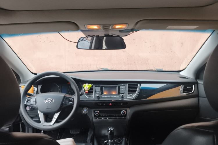 Used Hyundai Mistra 2014 1.8L Automatic Smart GLS
