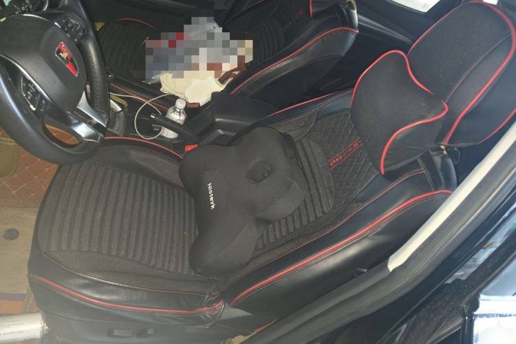 Used Roewe RX3 2018 1.6L Manual Internet Smart Edition