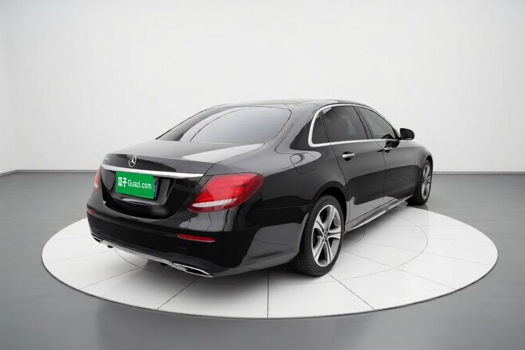 Used Mercedes-Benz E-Class 2020 Facelift E 260 L Sport Edition Exterior 5