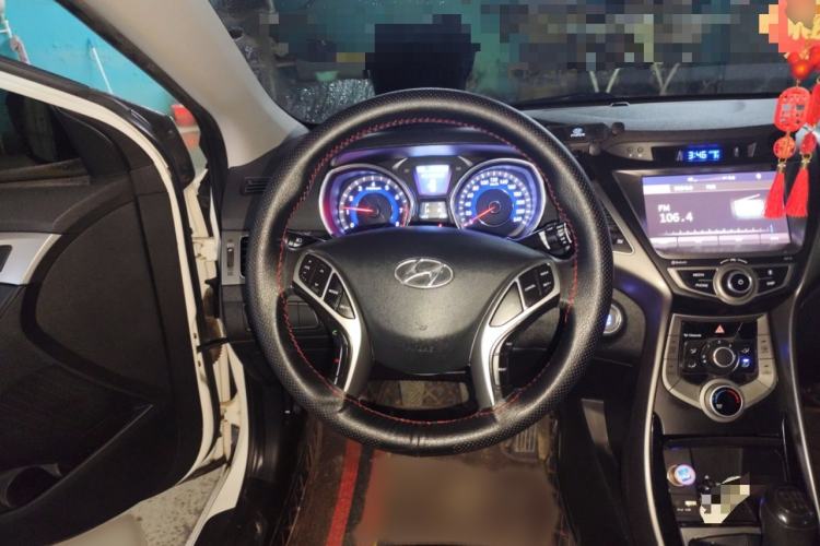 Used Hyundai Elantra (5th Generation / Langdong) 2016 1.6L Manual Luxury Model Steering Wheel