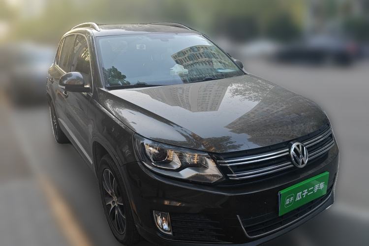 Used Volkswagen Tiguan 2015 1.8TSI Automatic All-Wheel-Drive Luxury Model
