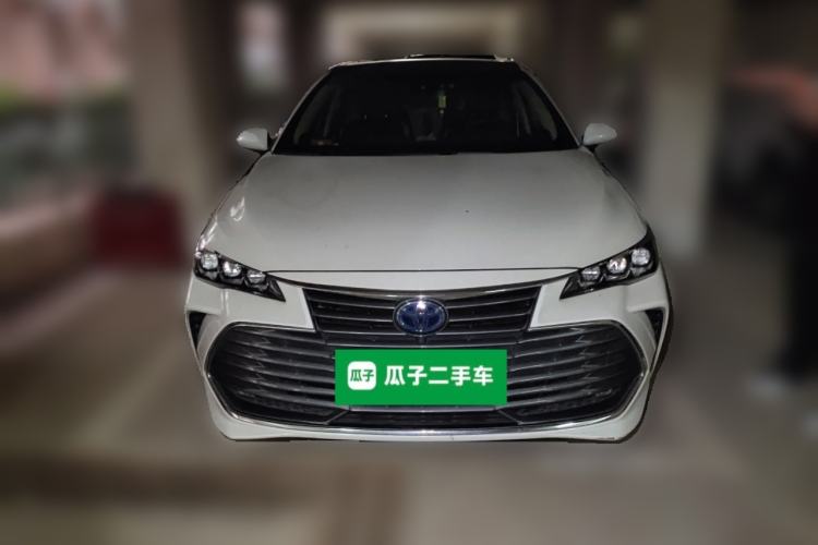 Used Toyota Avalon 2019 Dual-Engine 2.5L XLE Prestige Version China V Standard